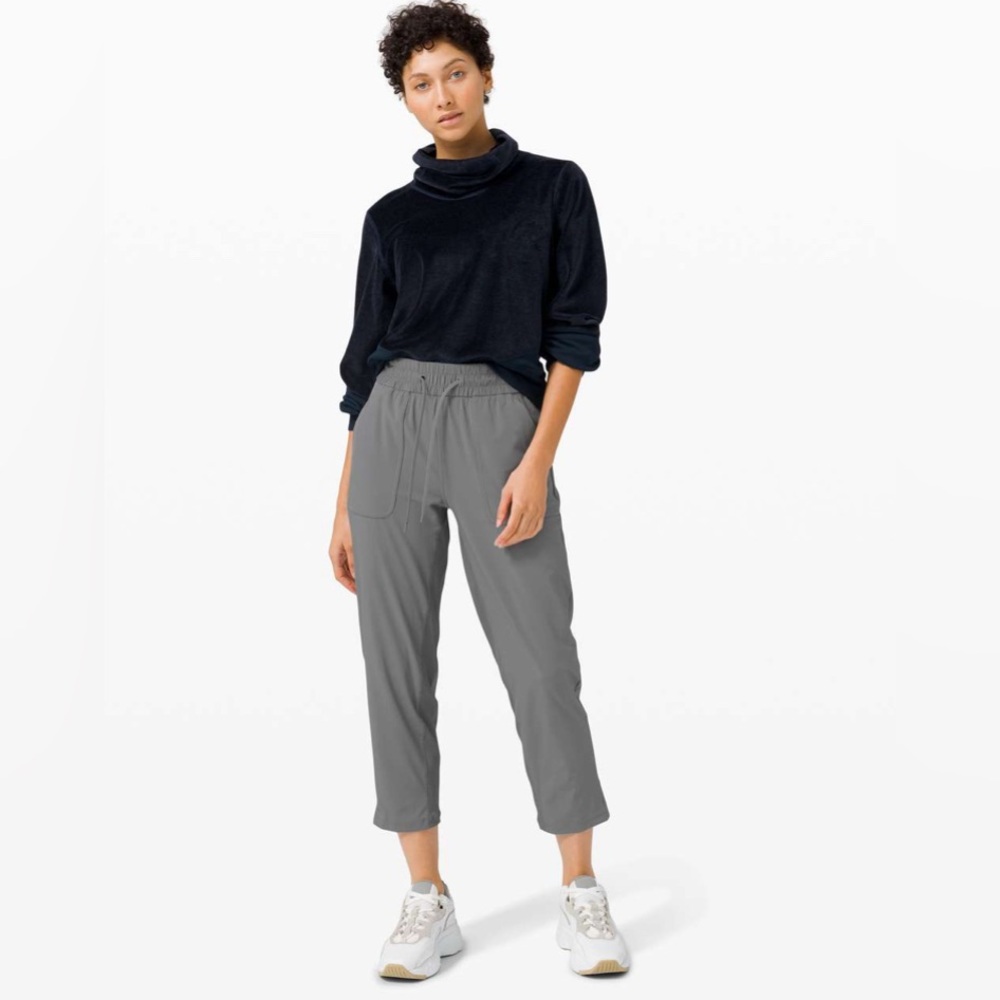 Lululemon Beyond the Studio Crop size 10 NWT